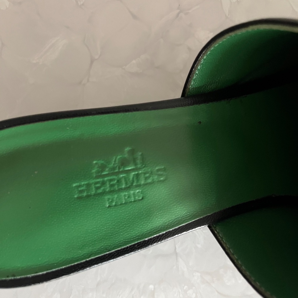 Hermes’ Mules - Picture 5 of 12